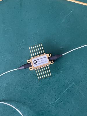 Janhoo 1550nm G35 Polarization Maintaining SOA Butterfly SOA Semiconductor Optical Amplifier ow polarisation dependent
